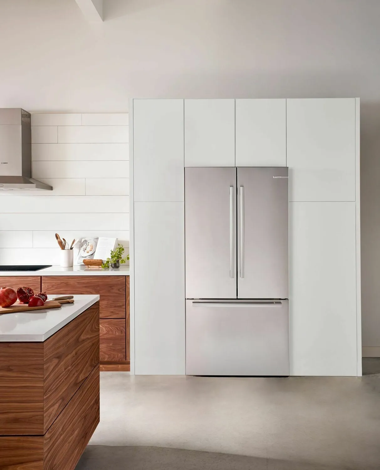 Bosch B36CT80SNS 800 Series French Door Bottom Mount Refrigerator 36'' Easy Clean Stainless Steel B36Ct80Sns