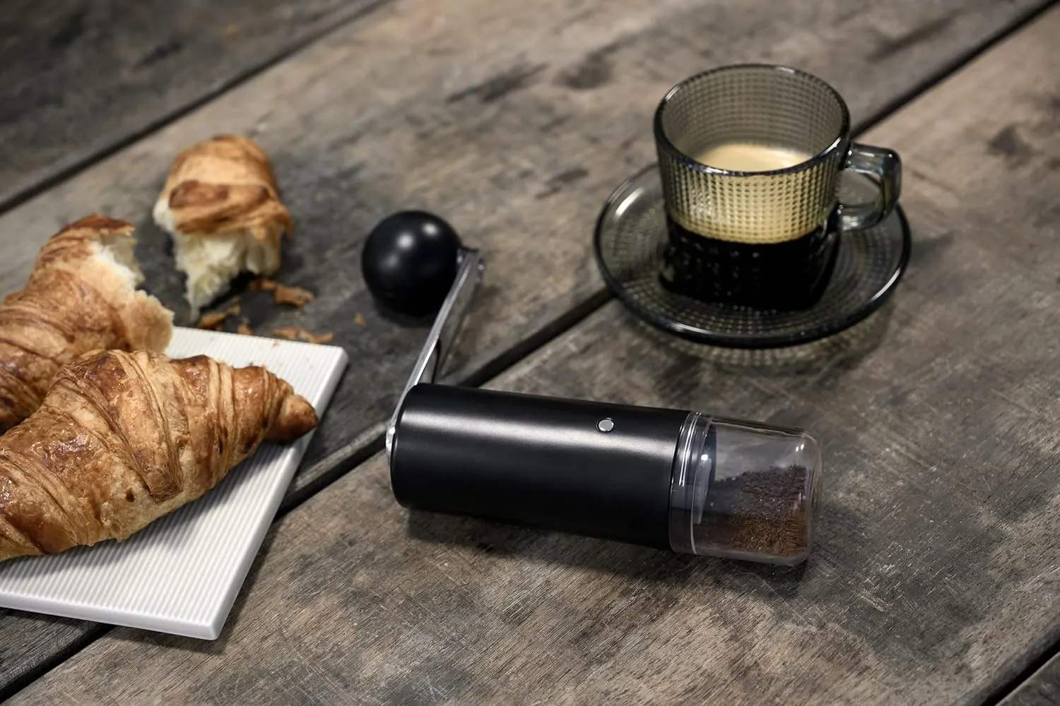 Columbia Ceramic Coffee Grinder - Smell The Beans - Taste the Authentic Flavour