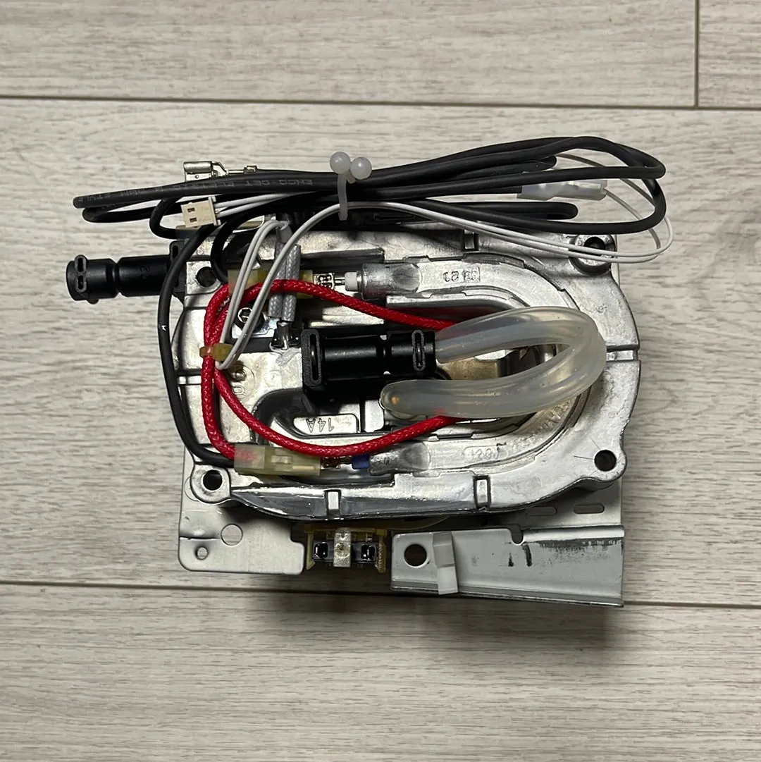 GENERATOR WITH MECHANICS VALVE ASSEMBLY (6X1 120V)